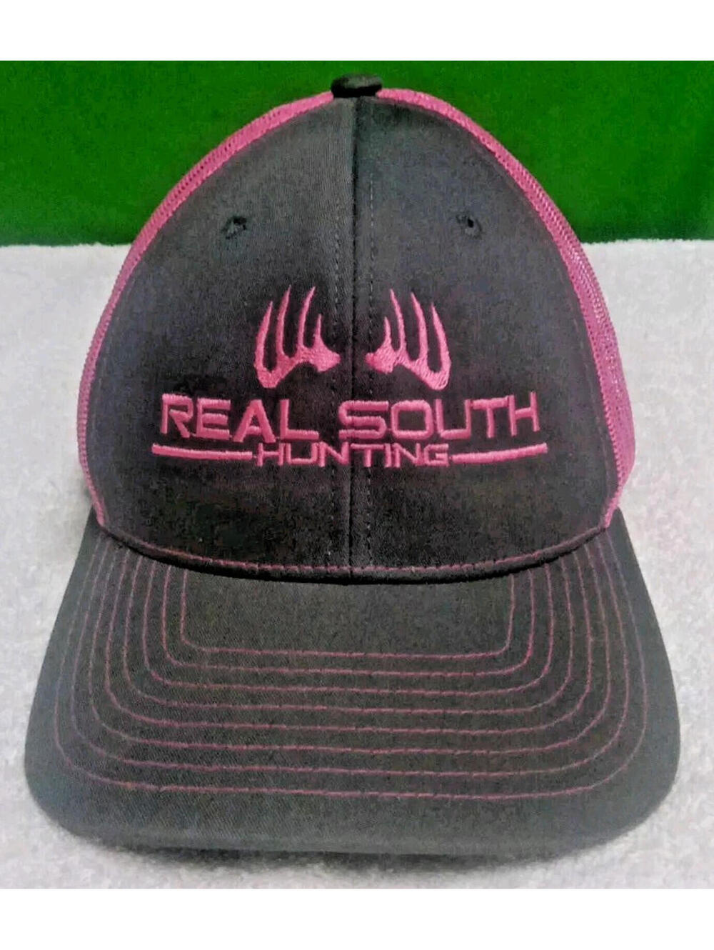 Real South Hunting Pink Mesh Grey Richardson Cap/Hat 112 Adj